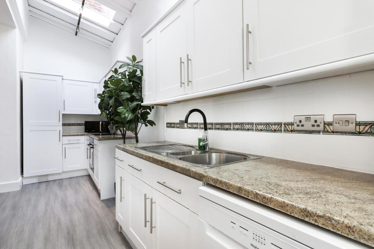 Two Bedroom Apartment In Central London With Large Terrace ภายนอก รูปภาพ