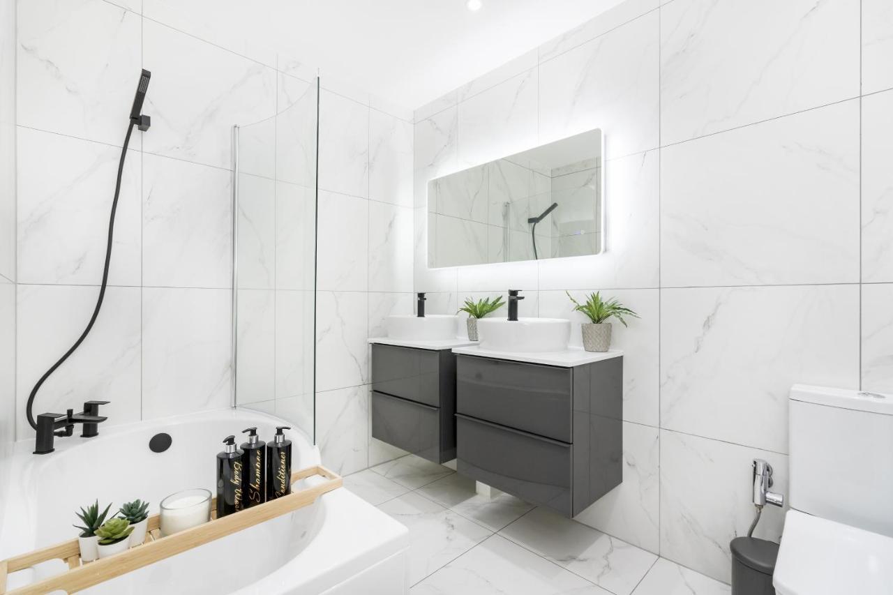 Two Bedroom Apartment In Central London With Large Terrace ภายนอก รูปภาพ