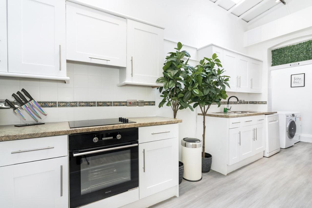 Two Bedroom Apartment In Central London With Large Terrace ภายนอก รูปภาพ